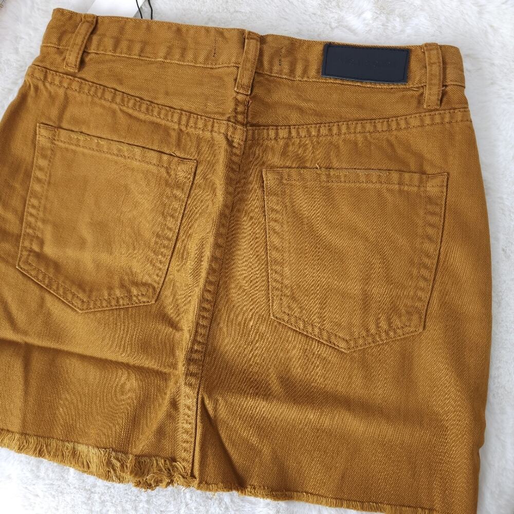 Neon Blonde Tease Distressed Denim Mini Skirt NWT Wild Honey Raw Hem Revolve 25 - Picture 6 of 10